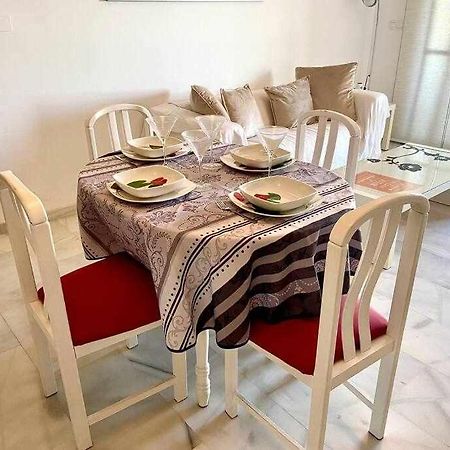 Apartamento Rocio By Solymar Holiday Torre Del Mar Bagian luar foto