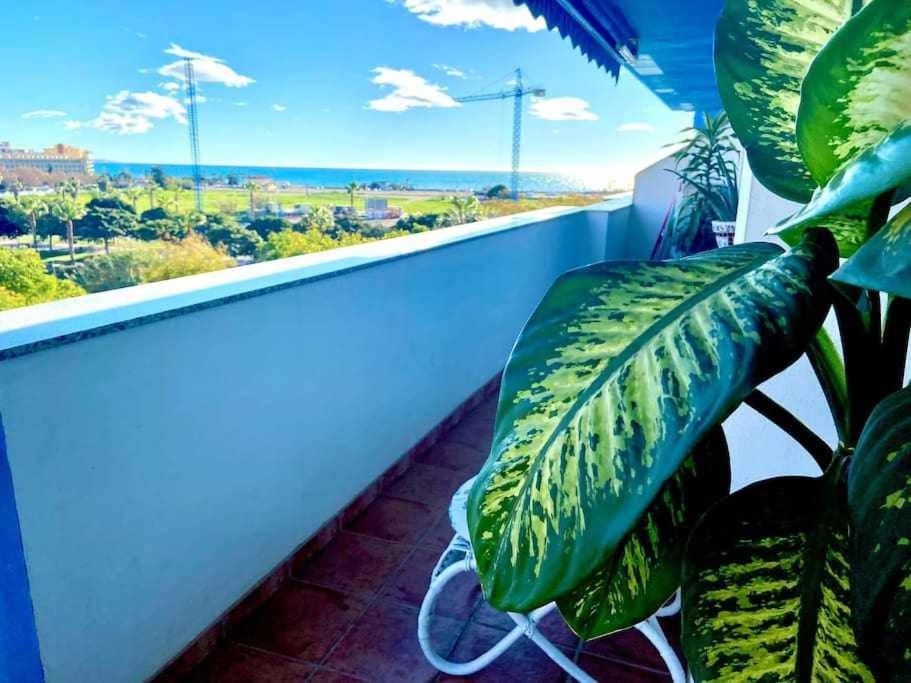 Apartamento Rocio By Solymar Holiday Torre Del Mar Bagian luar foto