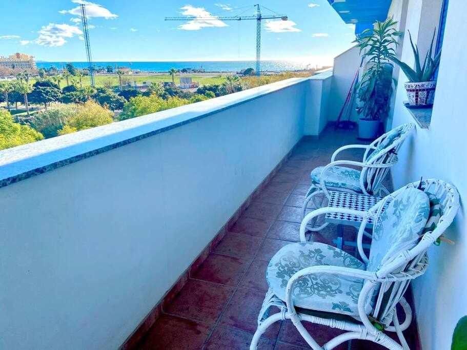 Apartamento Rocio By Solymar Holiday Torre Del Mar Bagian luar foto